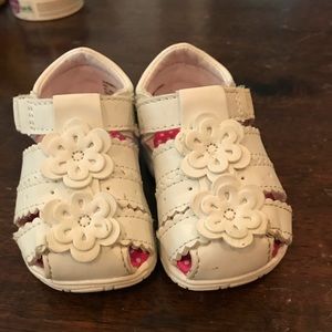 Baby girl white sandals